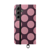 Cover portafoglio in pelle vegana per Samsung Galaxy S24 - Pink Plum Polka Dot