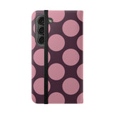 Cover portafoglio in pelle vegana per Samsung Galaxy S23 - Pink Plum Polka Dot