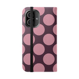 Cover portafoglio in pelle vegana per iPhone 16 – Design a pois Polka Dot rosa prugna